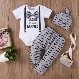 shoop children`s clothes בגדי תינוקות בנים תלבושות 3 חלקים קיץ לתינוקות ניו בורן חמוד הדפס אותיות אוברול שרוול קצר + מכנסיים + כובע