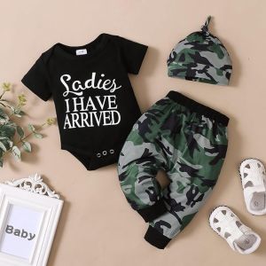 shoop children`s clothes בגדי תינוקות בנים תלבושות 3 חלקים קיץ לתינוקות ניו בורן חמוד הדפס אותיות אוברול שרוול קצר + מכנסיים + כובע